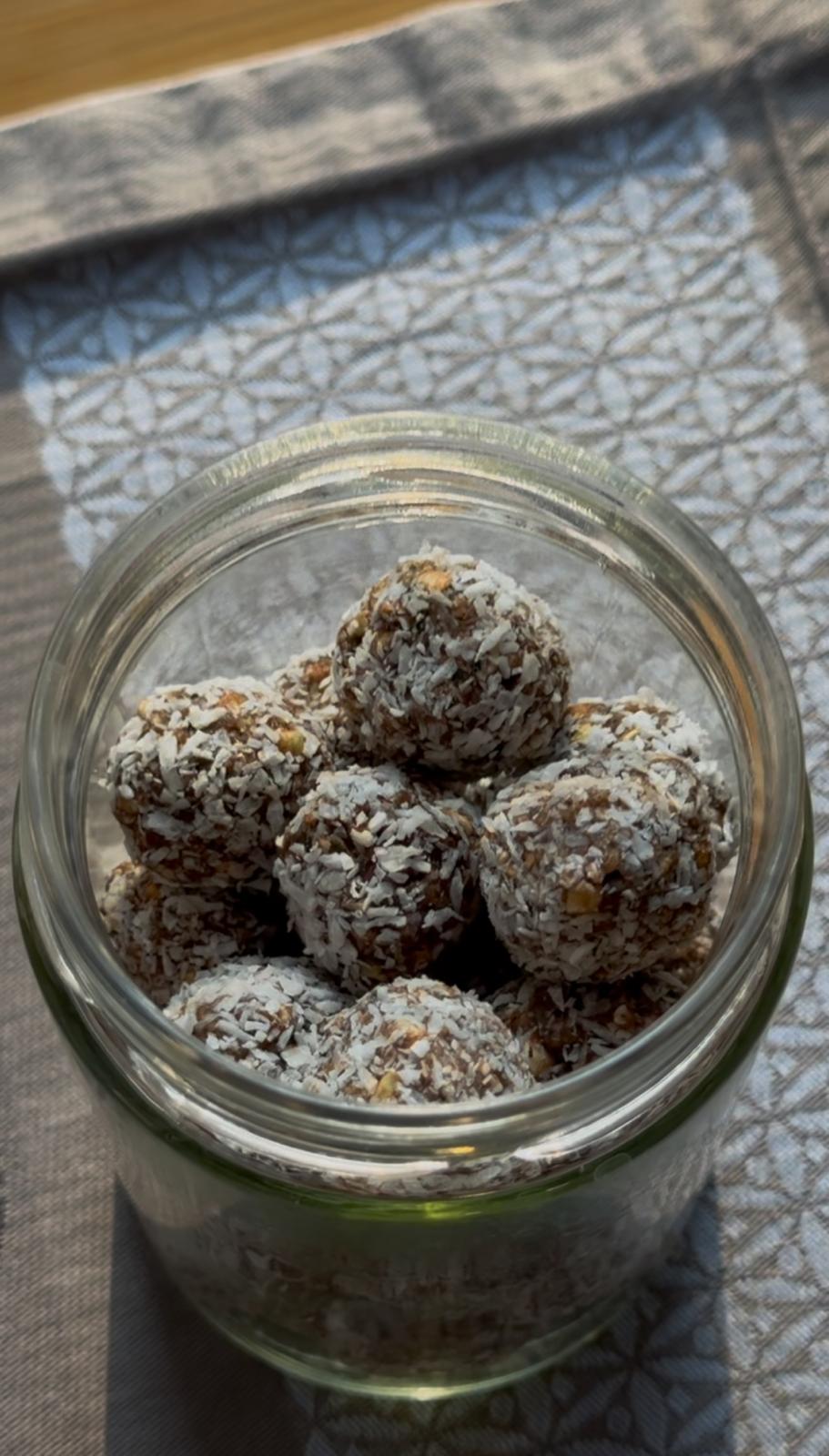 Vanille-Kürbis Energyballs