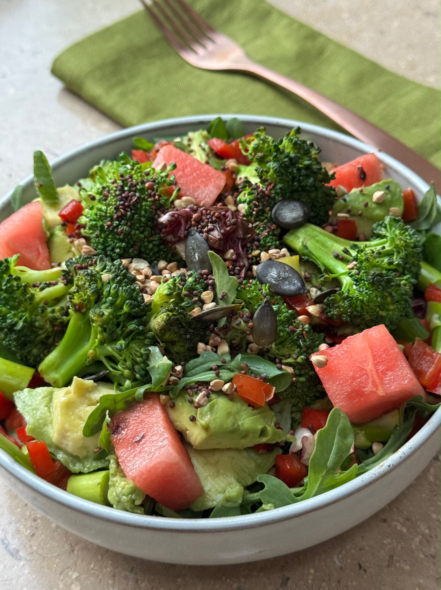 Sommerlicher Brokkoli-Melonensalat